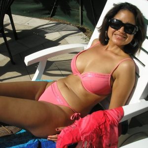 Colombienne câline cherche chaleur complice sous la couette bordelaise Valentina - rencontre-Cougar-Bordeaux