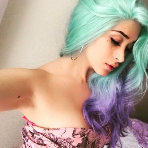 J’ai besoin d’un mec ce soir, je suis seule depuis ce matin Sophie - rencontre-Teen-Rueil-Malmaison